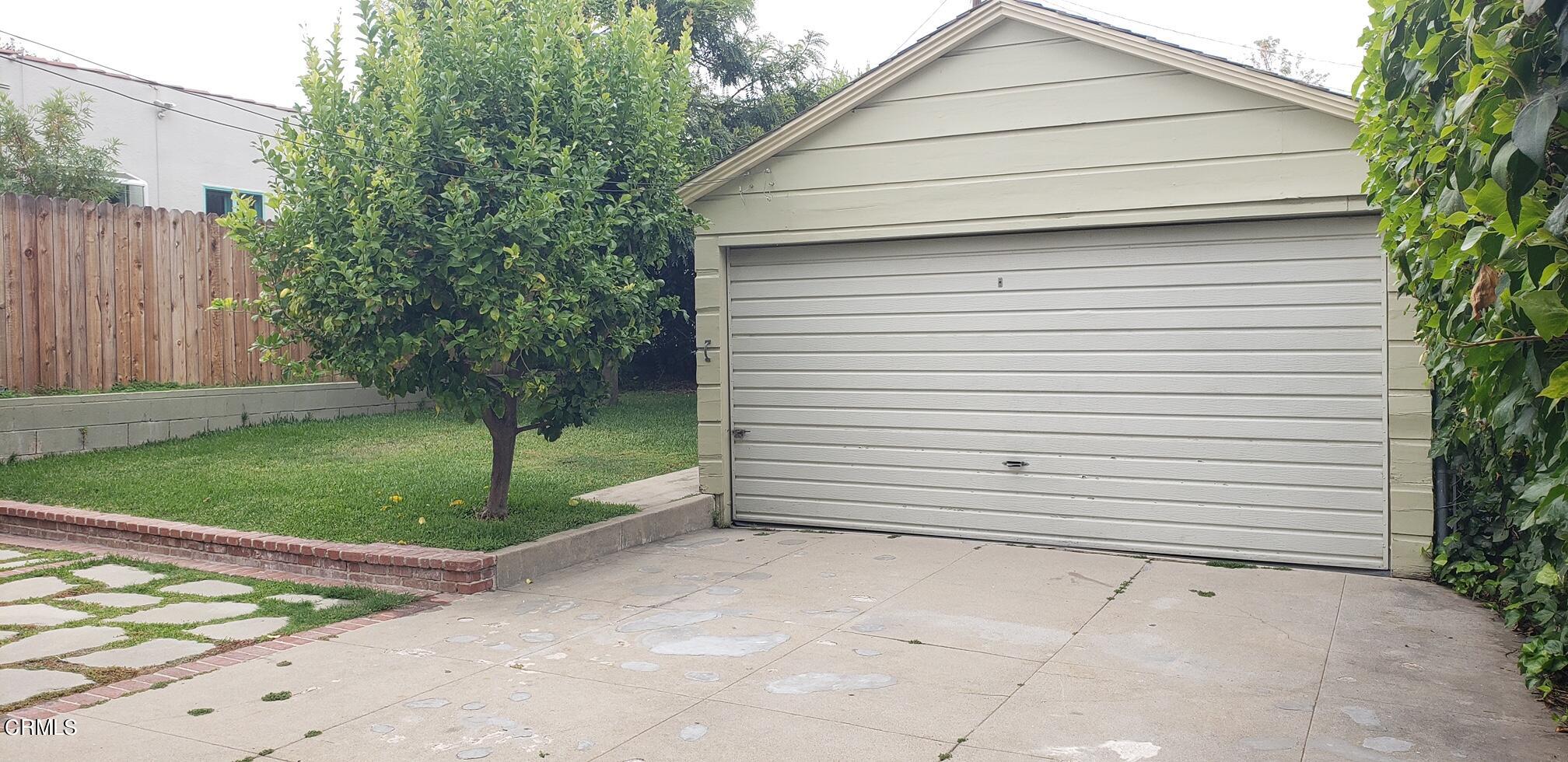 1130 Heather Square Pasadena, CA 91104 - Photo 10 of 12 a view of a small house and a garage