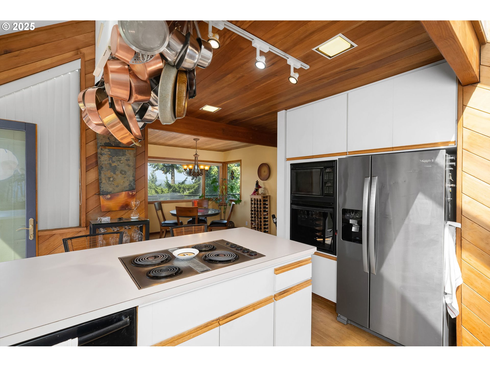 3123 Northeast Rocky Butte Road Portland, OR 97220 - Photo 13 of 46 Kitchen