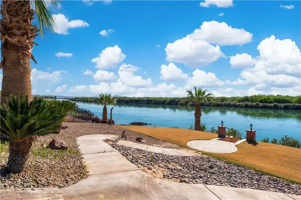 $499,900 | 7515 Rio Vista Drive, Big River, CA 92242