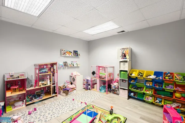 $475,000 | 15861 Fairbanks Court, Granger, IN 46530