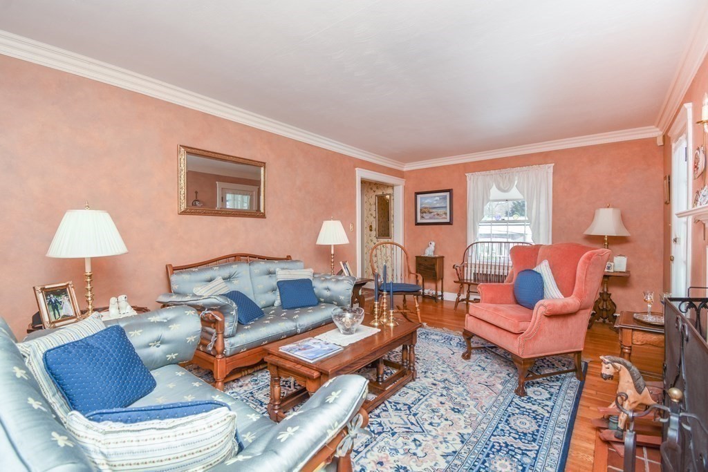 4 Radcliffe Road Belmont, MA 02478 - Photo 19 of 40