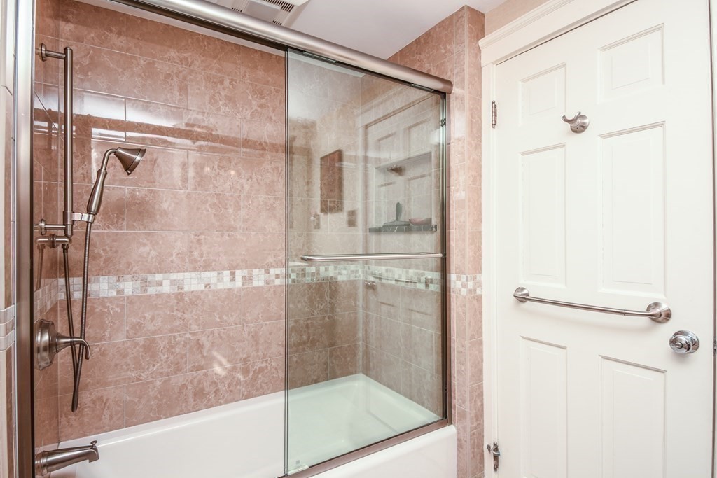 4 Radcliffe Road Belmont, MA 02478 - Photo 22 of 40
