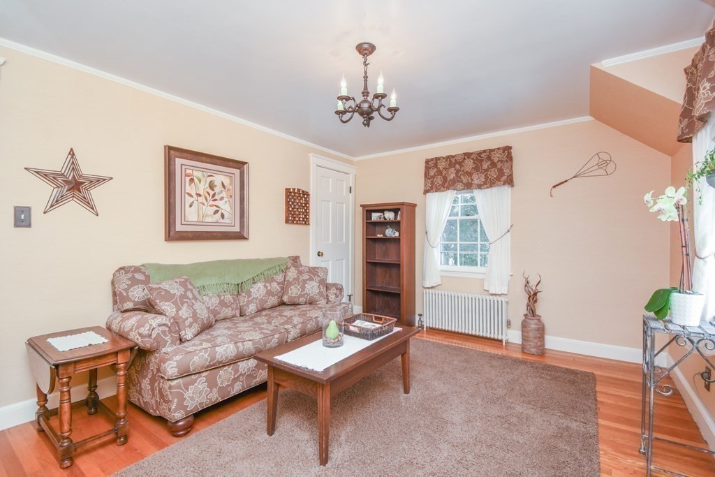 4 Radcliffe Road Belmont, MA 02478 - Photo 24 of 40