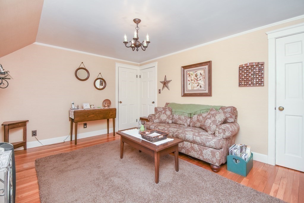 4 Radcliffe Road Belmont, MA 02478 - Photo 26 of 40