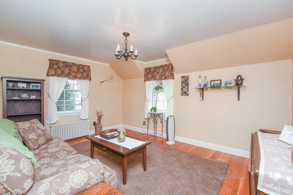 4 Radcliffe Road Belmont, MA 02478 - Photo 28 of 40