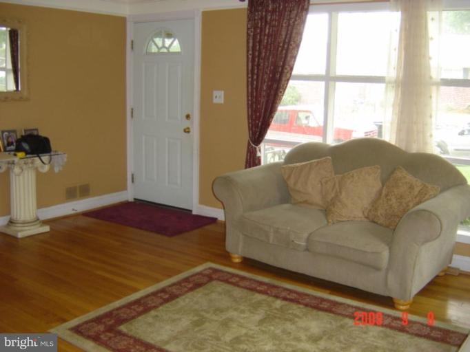 12103 Edgemont Street Silver Spring, MD 20902 - Photo 6 of 12 Living Room #2