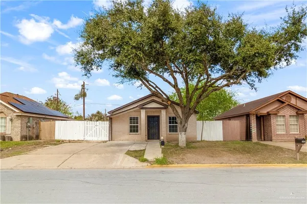 $1,200 | 3812 Camellia Avenue, McAllen, TX 78501