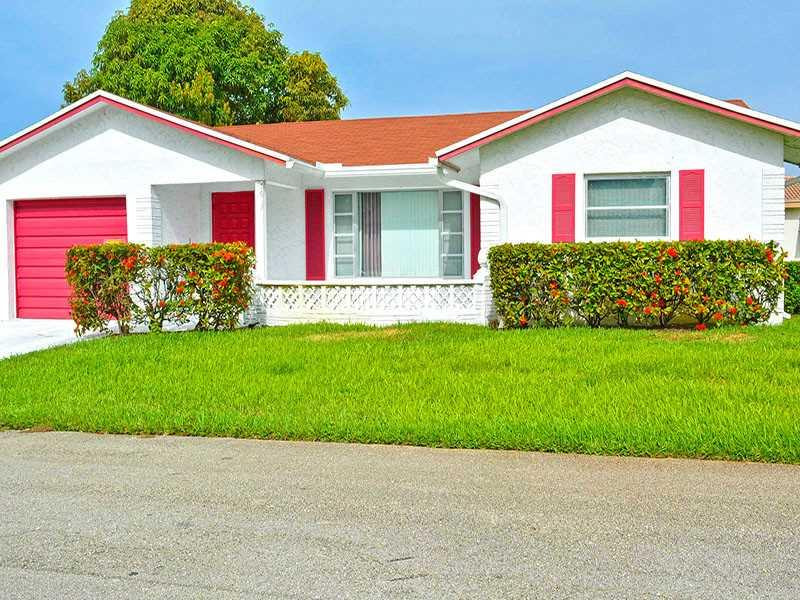 7613 Northwest 67th Avenue Fort Lauderdale, FL 33321 - Photo 13 of 30 Exterior Front