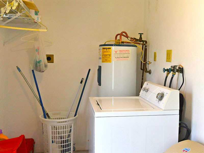 7613 Northwest 67th Avenue Fort Lauderdale, FL 33321 - Photo 23 of 30 Laundry Room