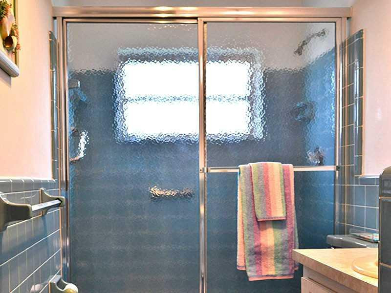 7613 Northwest 67th Avenue Fort Lauderdale, FL 33321 - Photo 25 of 30 Bathroom Master