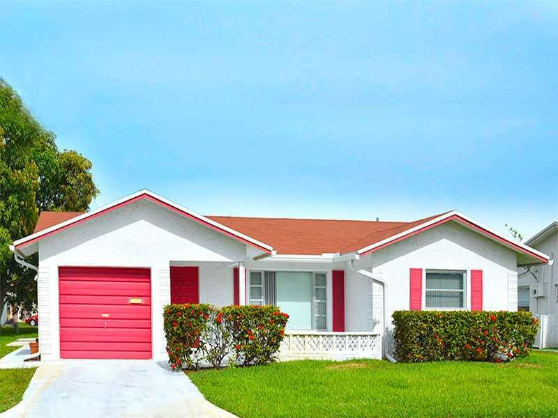 7613 Northwest 67th Avenue Fort Lauderdale, FL 33321 - Photo 28 of 30 Exterior Front