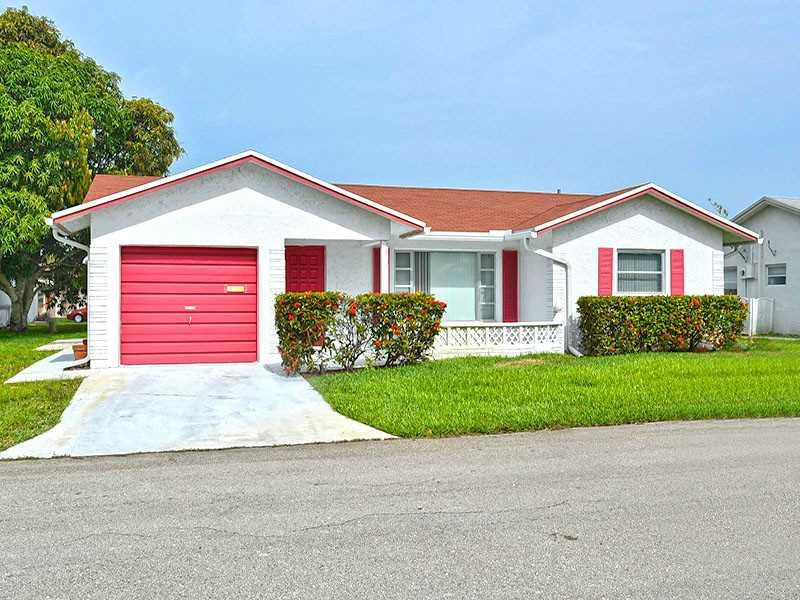 7613 Northwest 67th Avenue Fort Lauderdale, FL 33321 - Photo 29 of 30 Exterior Front
