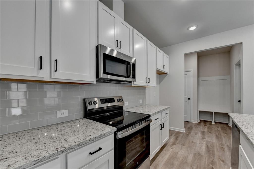 696 Rodeo Drive Auburn, GA 30011 - Photo 11 of 28