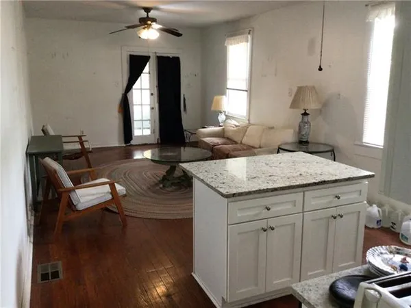 $1,700 | 1031 Leontine Street, Unit A, New Orleans, LA 70115