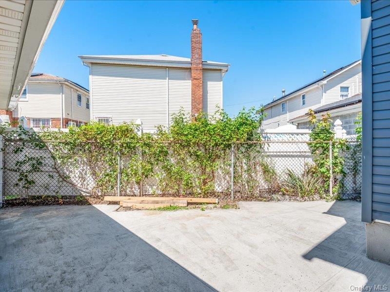 176-27 Sunbury Road Queens, NY 11434 - Photo 3 of 31 View of patio