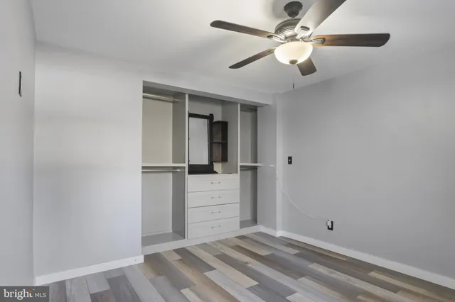 wooden floor in a room
