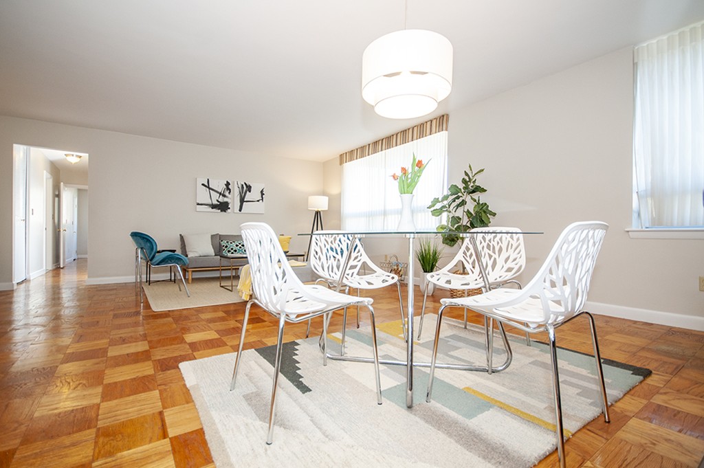 41 Park Street, Unit 207 Brookline, MA 02446 - Photo 4 of 25 a view of a dining room with furniture