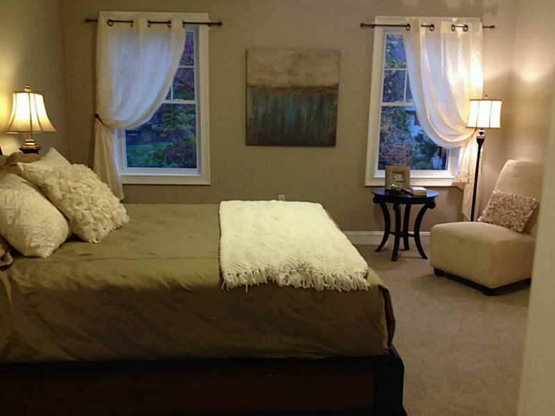 2 Sables Way Lincoln, RI 02865 - Photo 10 of 14 Master Bedroom.