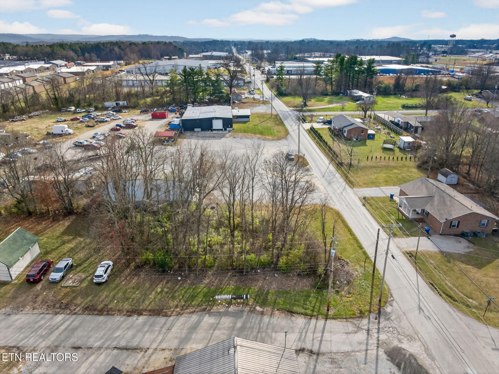 .21-ac Fisk Road Cookeville, TN 38506 - Photo 1 of 7 9-web-or-mls-2355-fisk-rd