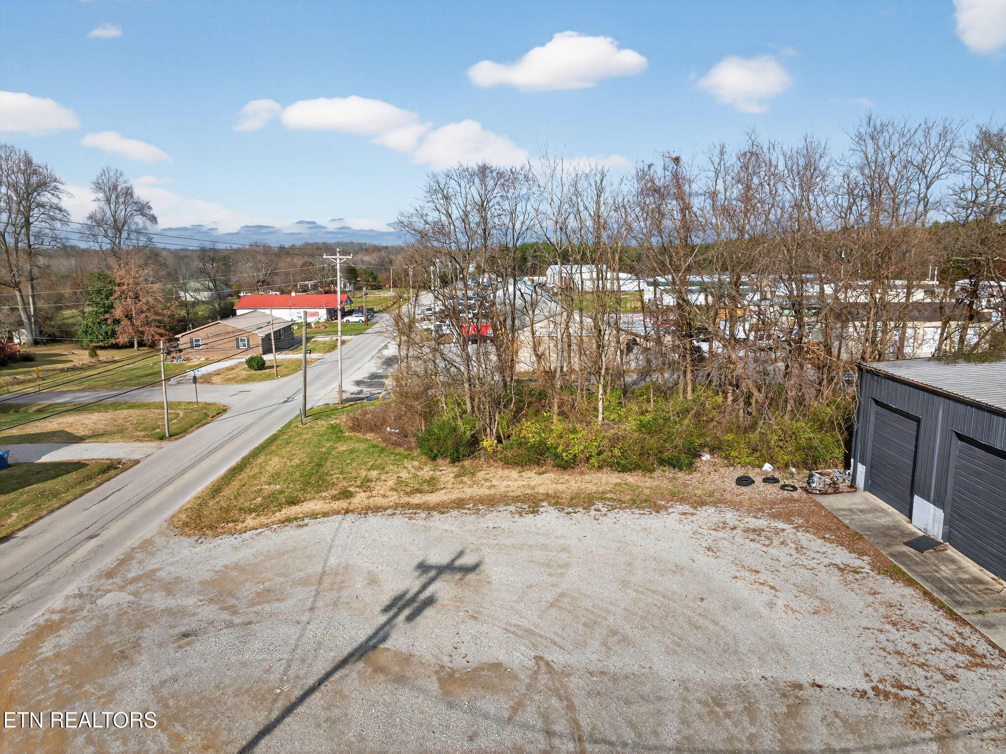 .21-ac Fisk Road Cookeville, TN 38506 - Photo 4 of 7 8-web-or-mls-2355-fisk-rd