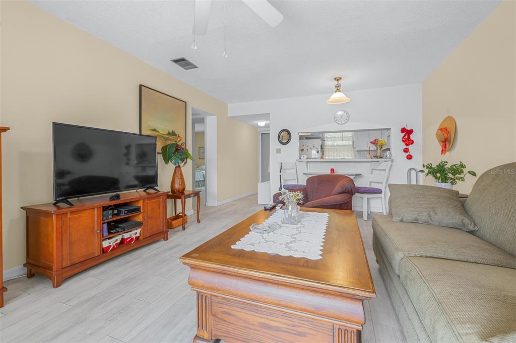 7701 Starkey Road, Unit 528 Seminole, FL 33777 - Photo 13 of 35