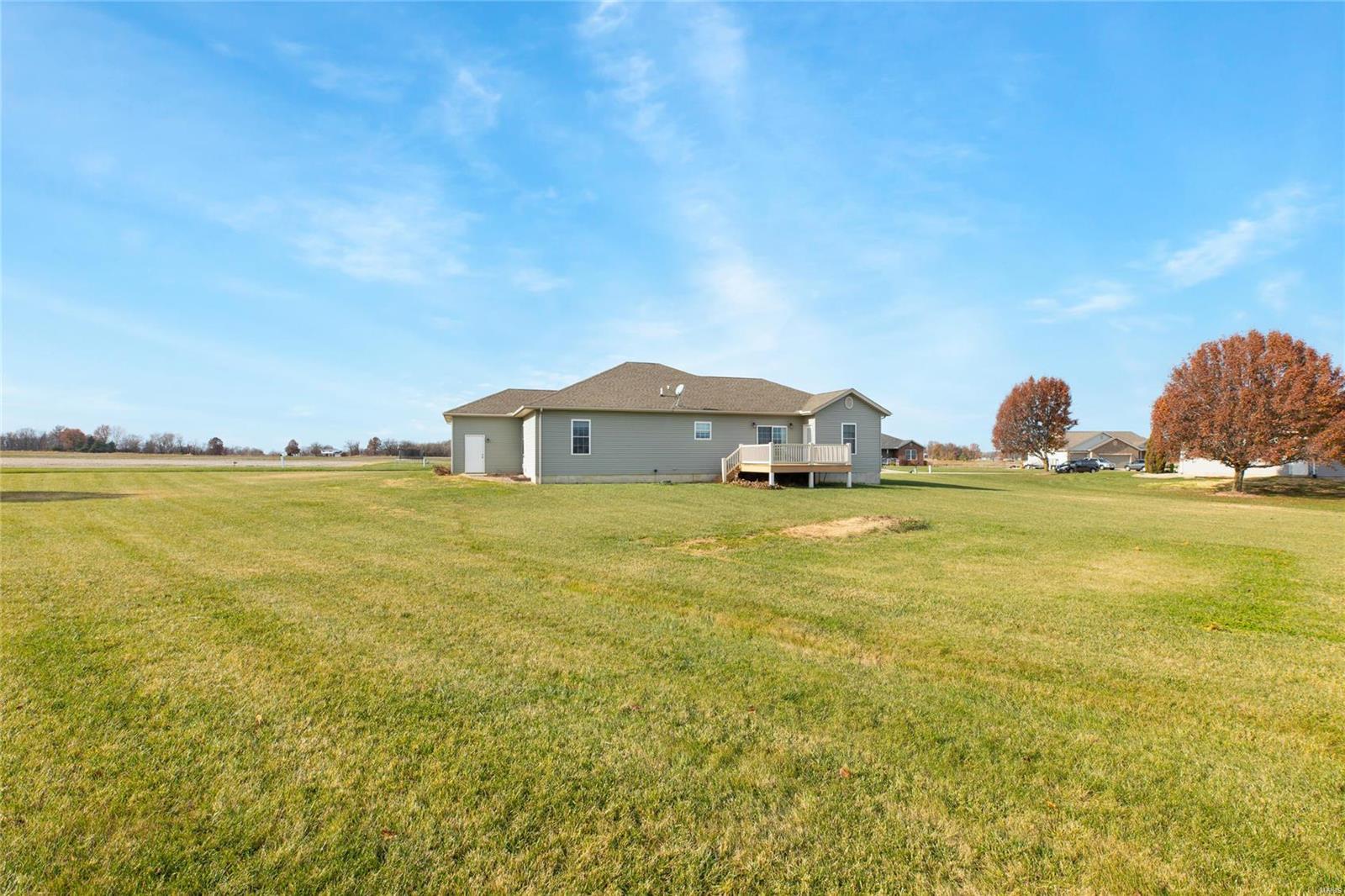 2 Austin Court Brighton, IL 62012 - Photo 11 of 48 Gallery Image 11