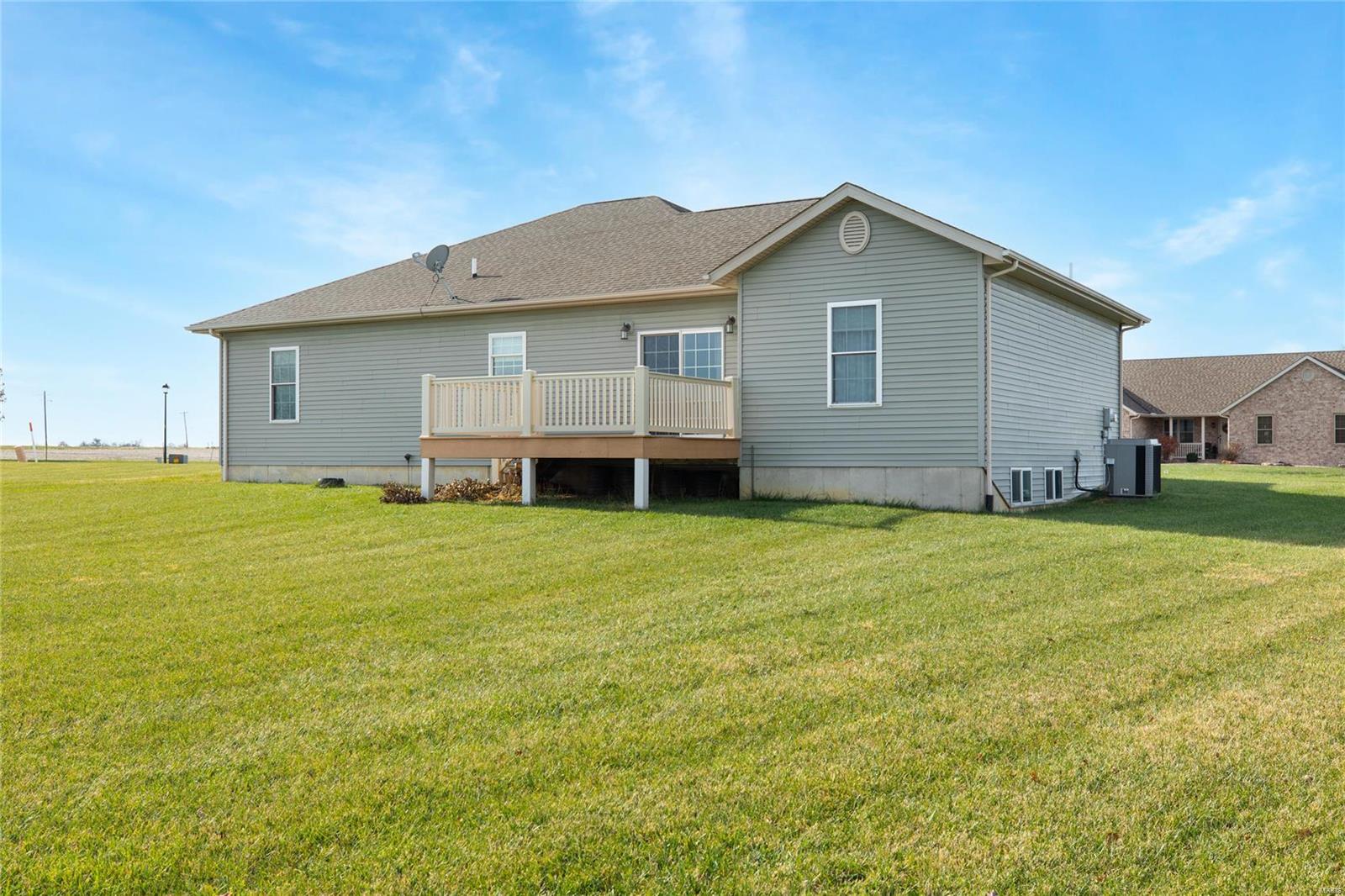 2 Austin Court Brighton, IL 62012 - Photo 14 of 48 Gallery Image 14