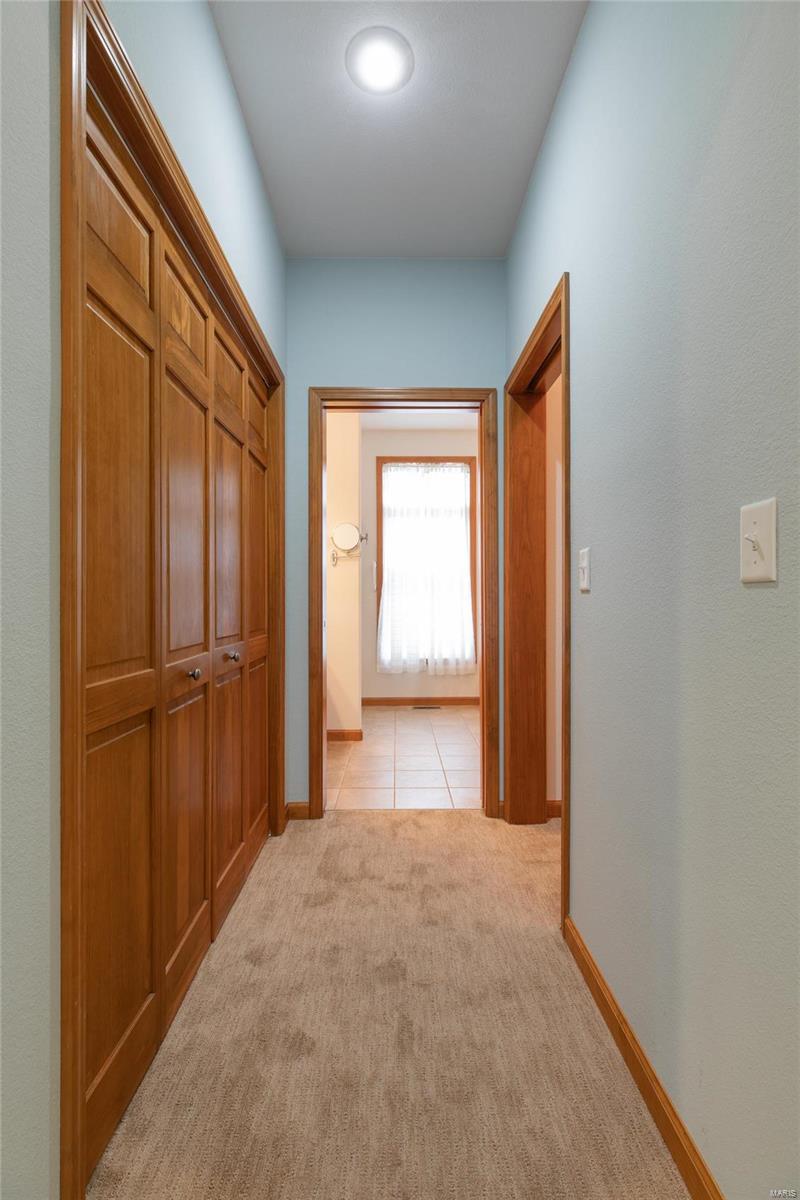 2 Austin Court Brighton, IL 62012 - Photo 31 of 48 Gallery Image 31