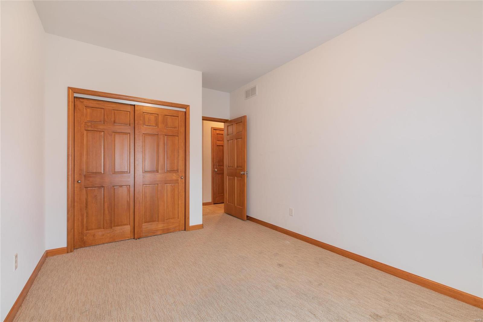 2 Austin Court Brighton, IL 62012 - Photo 39 of 48 Gallery Image 39