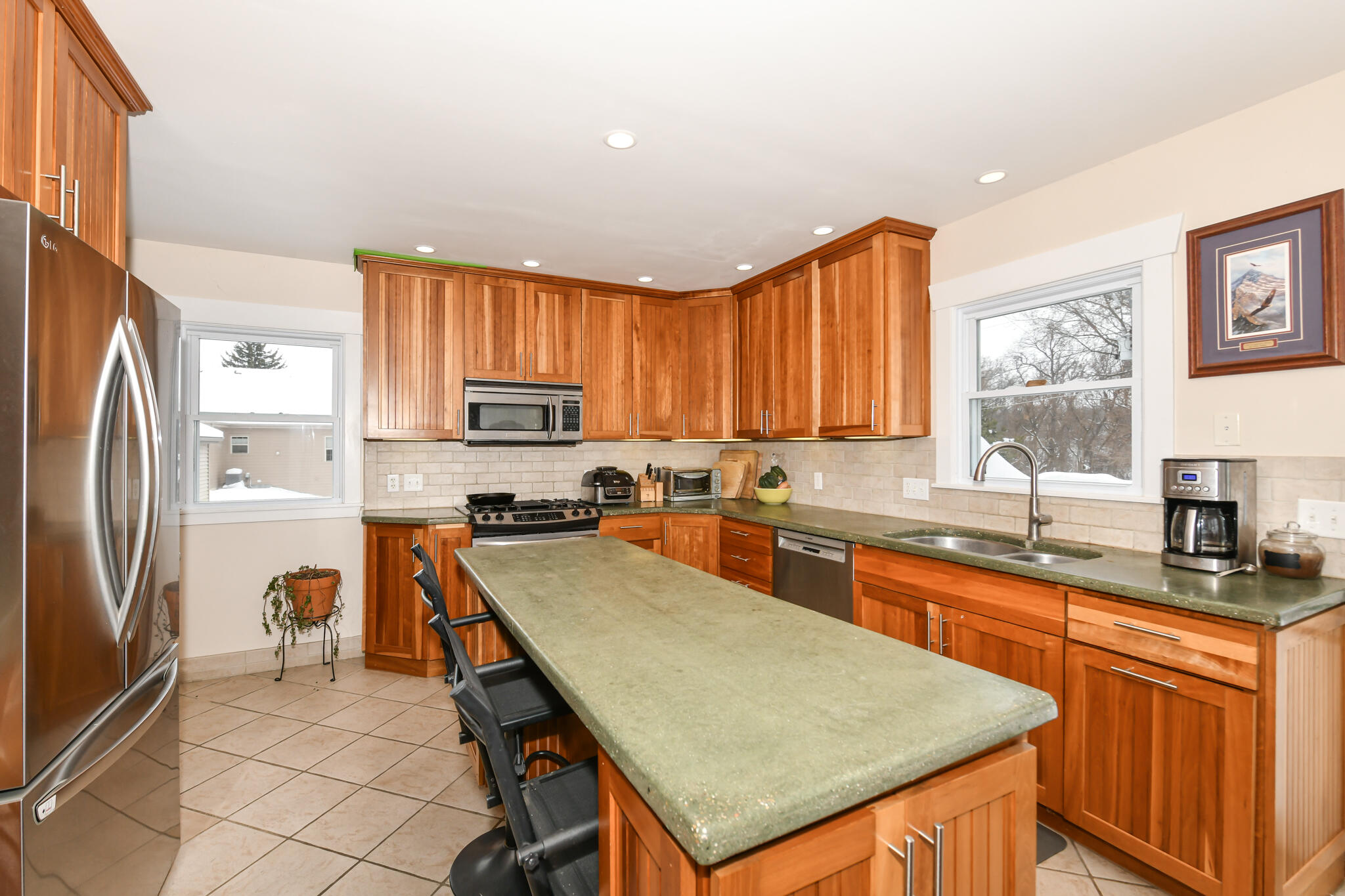 4222 Maple Drive Delavan, WI 53115 - Photo 4 of 42 Stainless Steel Appl.