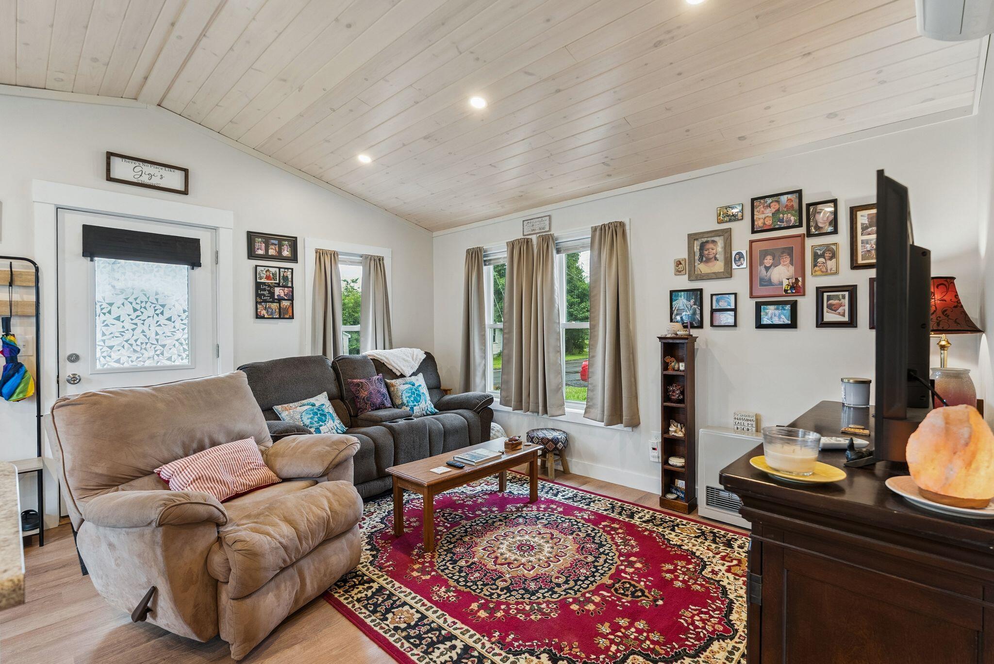 4 Broad Street Waterville, ME 04901 - Photo 4 of 38