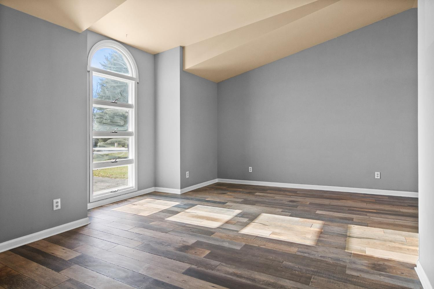 3321 Windy Hill Road Crown Point, IN 46307 - Photo 3 of 23 1500x999