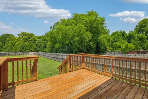 $289,900 | 565 Oakmont Drive, Clarksville, TN 37042