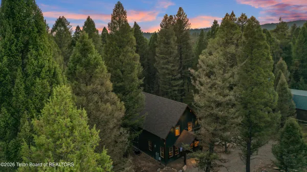 $950,000 | 3524 Glen Tree Drive, Island Park, ID 83429