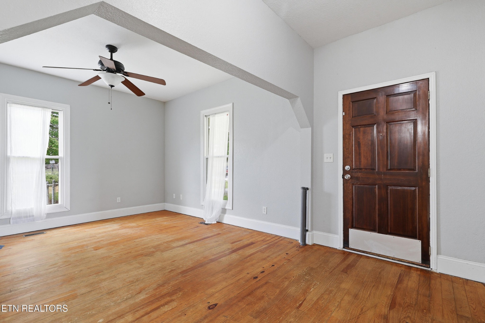 7805 Heiskell Road Powell, TN 37849 - Photo 6 of 45 Gallery Image 6