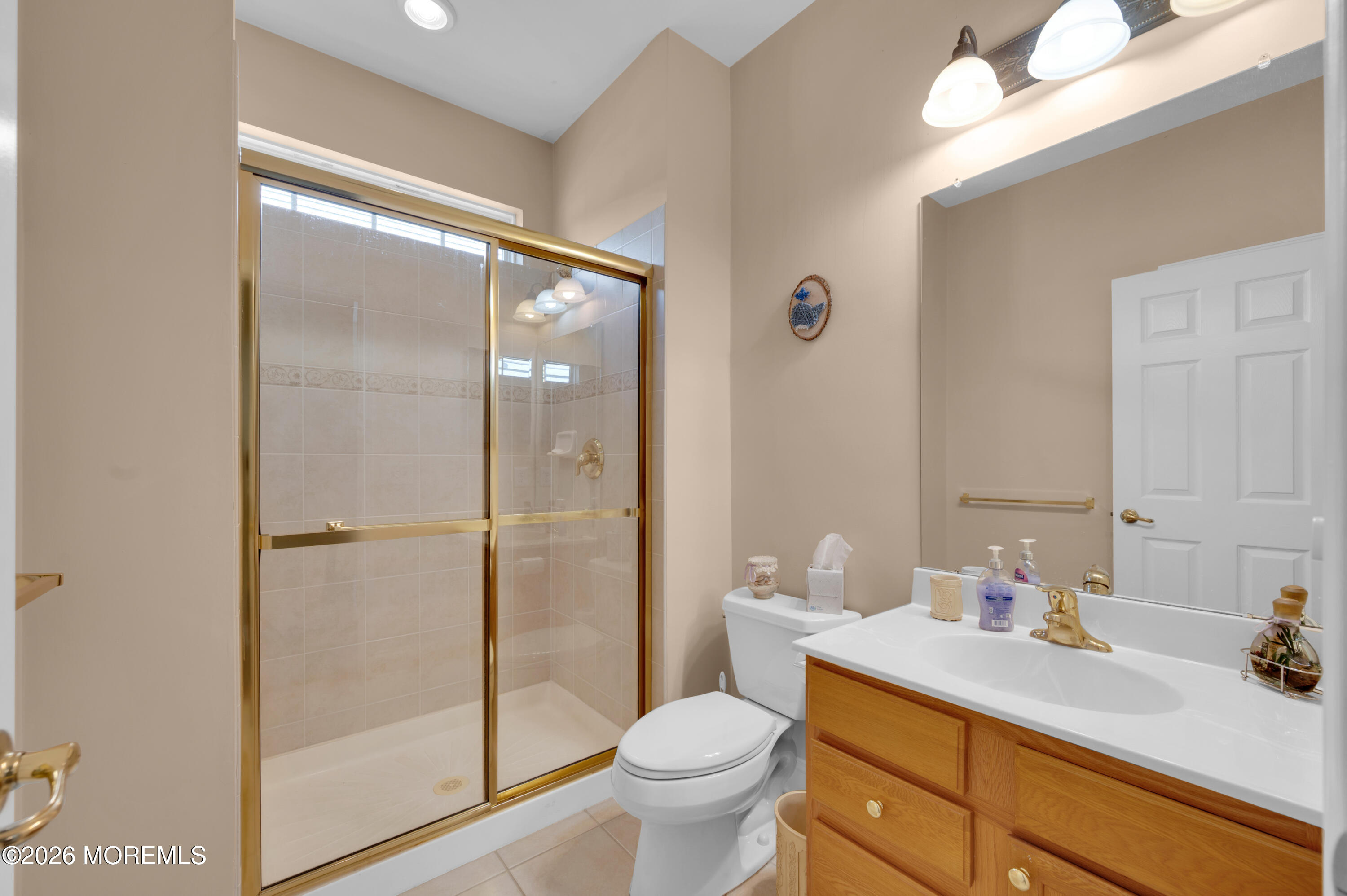 29 Nottingham Way Jackson, NJ 08527 - Photo 15 of 24 Bath 11