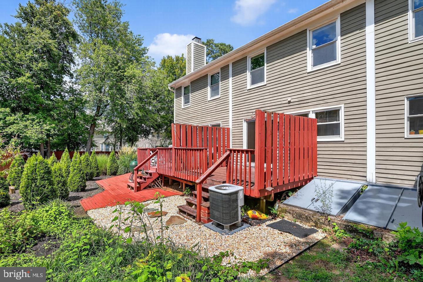 23 Janwall Court Annapolis, MD 21403 - Photo 23 of 28 a view of a house with backyard