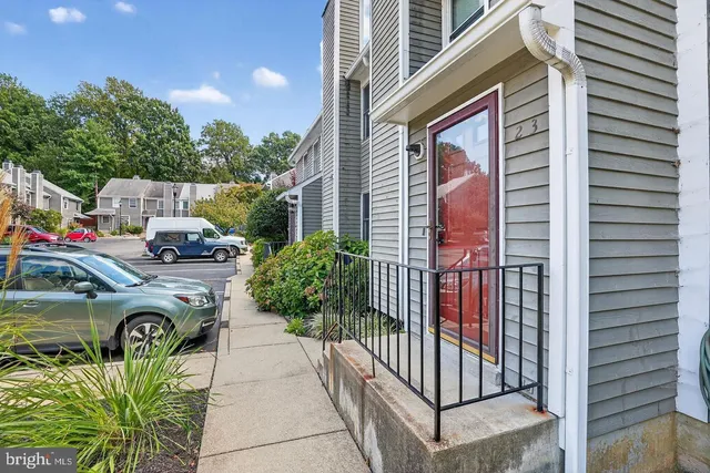 $2,600 | 23 Janwall Court, Annapolis, MD 21403