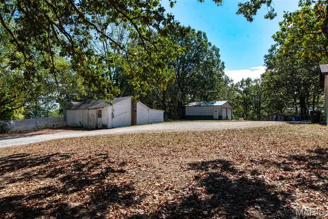 $109,900 | 1046 Gravois Road, St. Clair, MO 63077