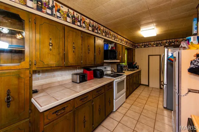 $109,900 | 1046 Gravois Road, St. Clair, MO 63077