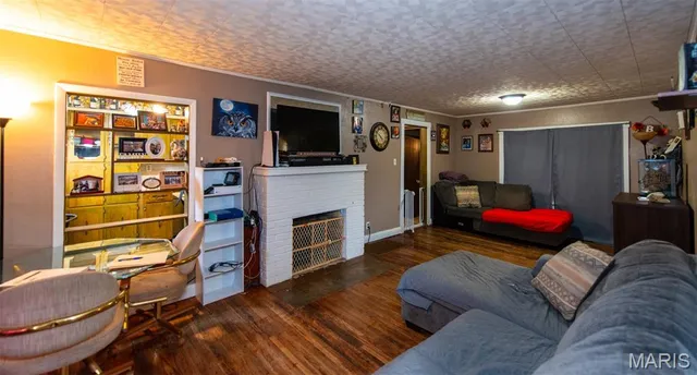 $109,900 | 1046 Gravois Road, St. Clair, MO 63077