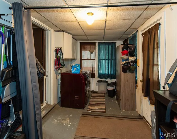 $109,900 | 1046 Gravois Road, St. Clair, MO 63077