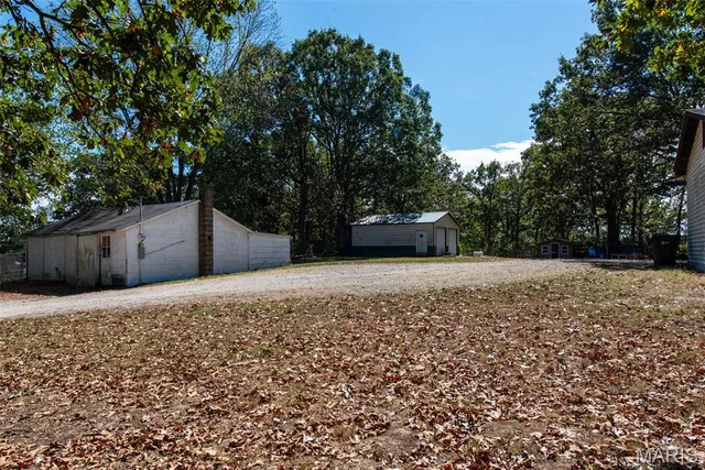 $109,900 | 1046 Gravois Road, St. Clair, MO 63077