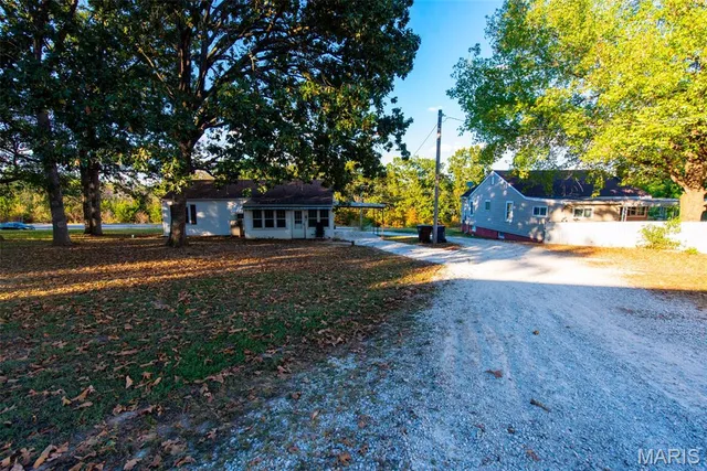 $109,900 | 1046 Gravois Road, St. Clair, MO 63077