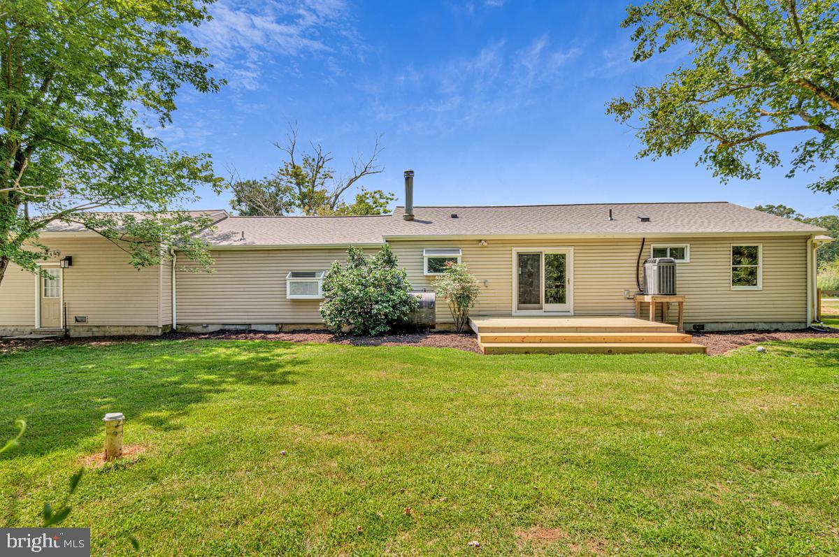 1410 Dent Road Shady Side, MD 20764 - Photo 34 of 42 Charming home with spacious backyard.
