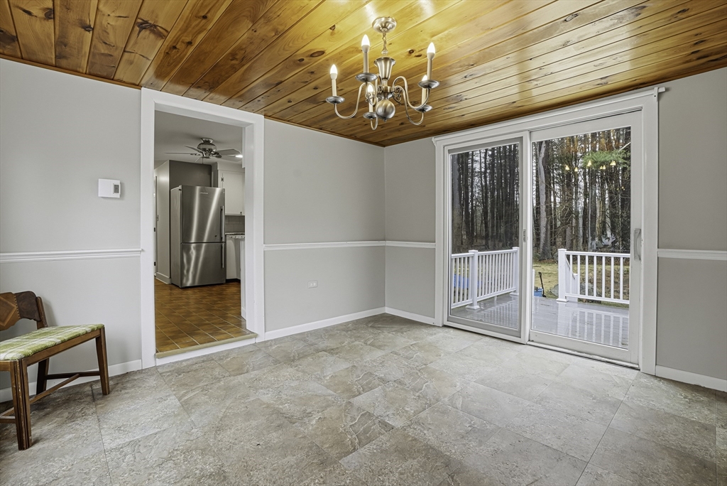 35 Brooks Street Upton, MA 01568 - Photo 11 of 22