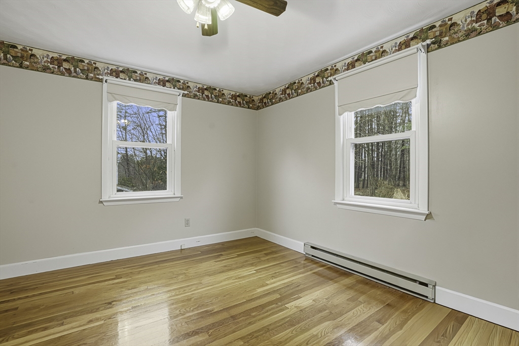 35 Brooks Street Upton, MA 01568 - Photo 16 of 22