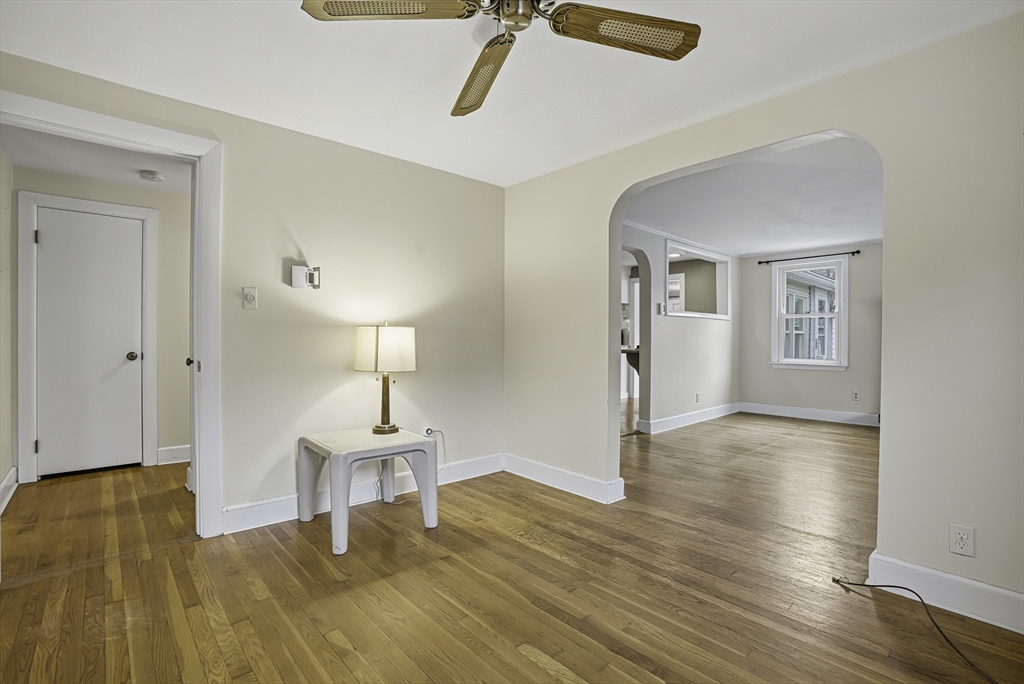 35 Brooks Street Upton, MA 01568 - Photo 9 of 22