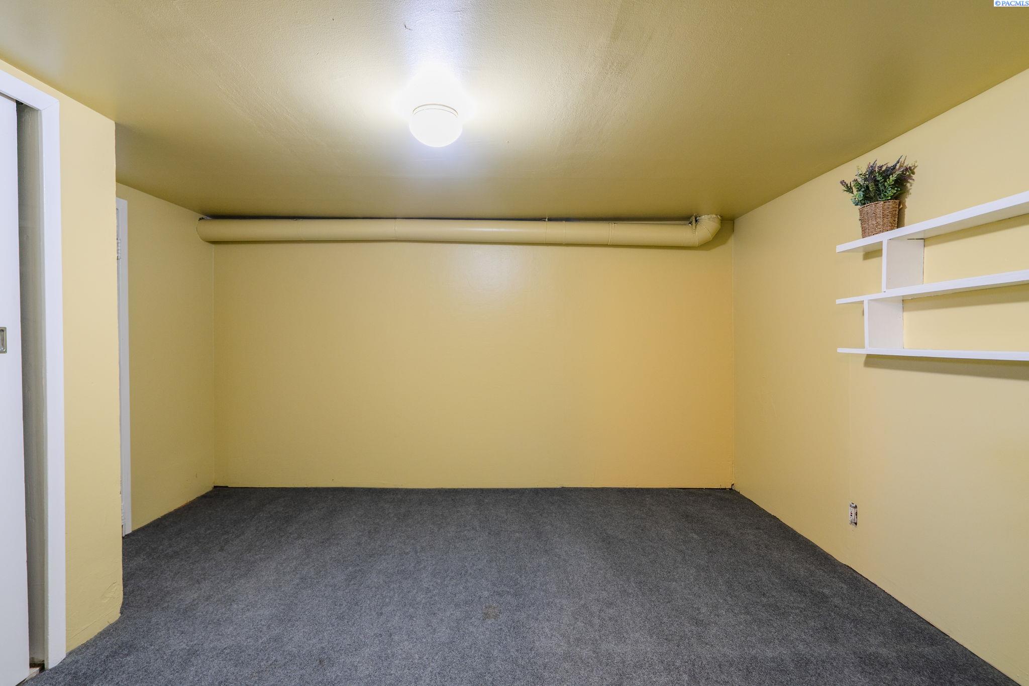 581 Grandview Pavement Road Grandview, WA 98930 - Photo 22 of 31 Gallery Image 22