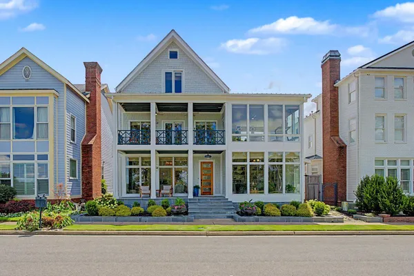 $1,300,000 | 896 River Park Drive, Memphis, TN 38103